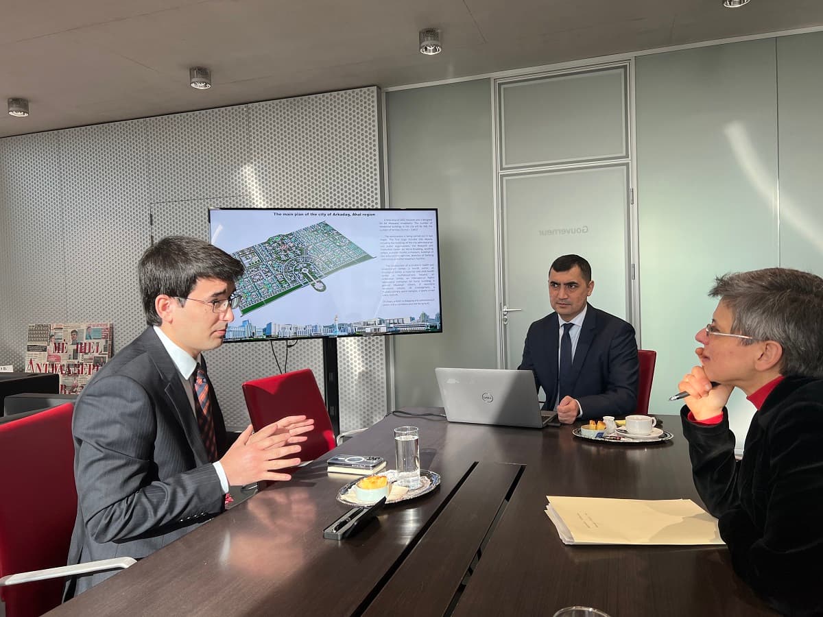 antverpen-mozhet-stat-blizhe-turkmenskij-posol-vstretilsya-s-glavoj-belgijskogo-regiona