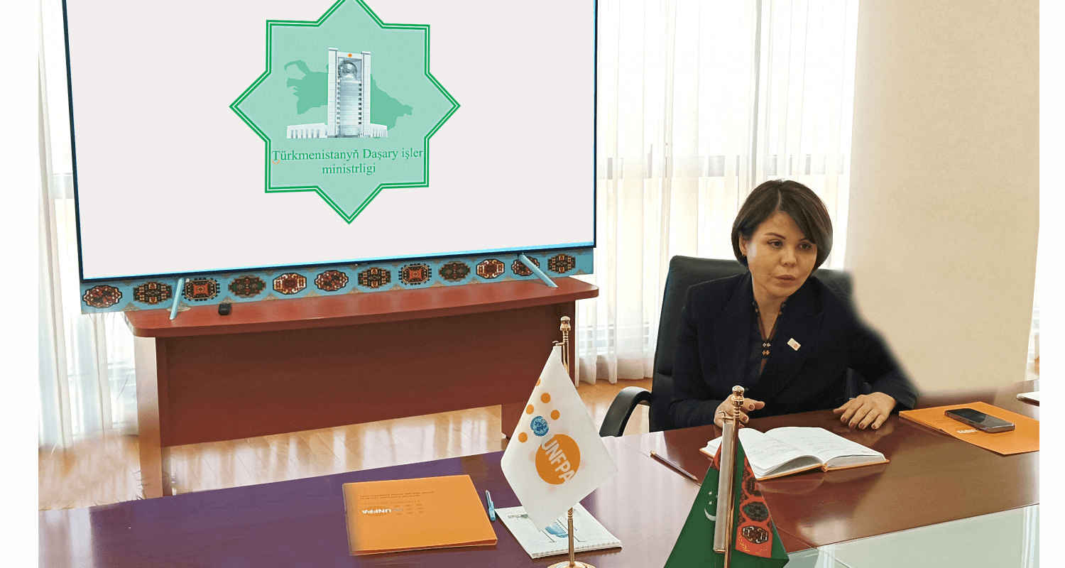 Туркменистан и ЮНФПА намерены активизировать сотрудничество в сфере молодежной политики