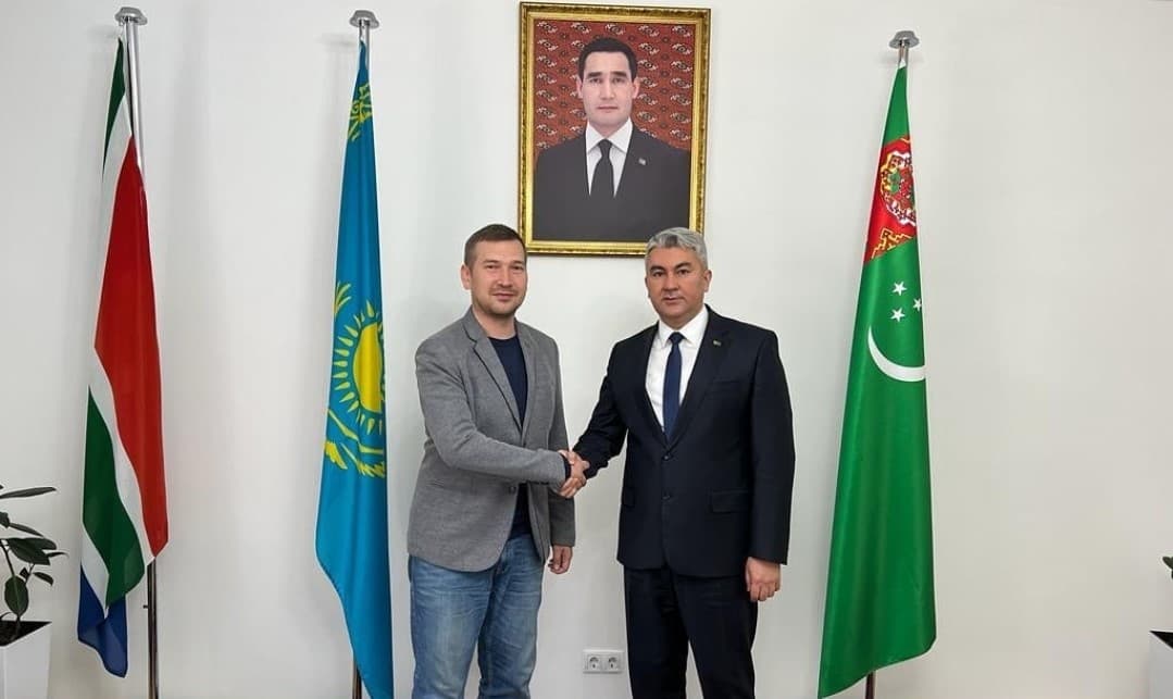 "People's diplomacy" in social networks was discussed by the Ambassador of Turkmenistan and a Kazakh blogger