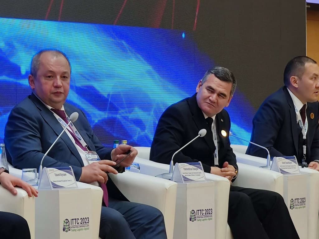 География транзита: Туркменистан приглашает партнеров к созданию грузовых коридоров