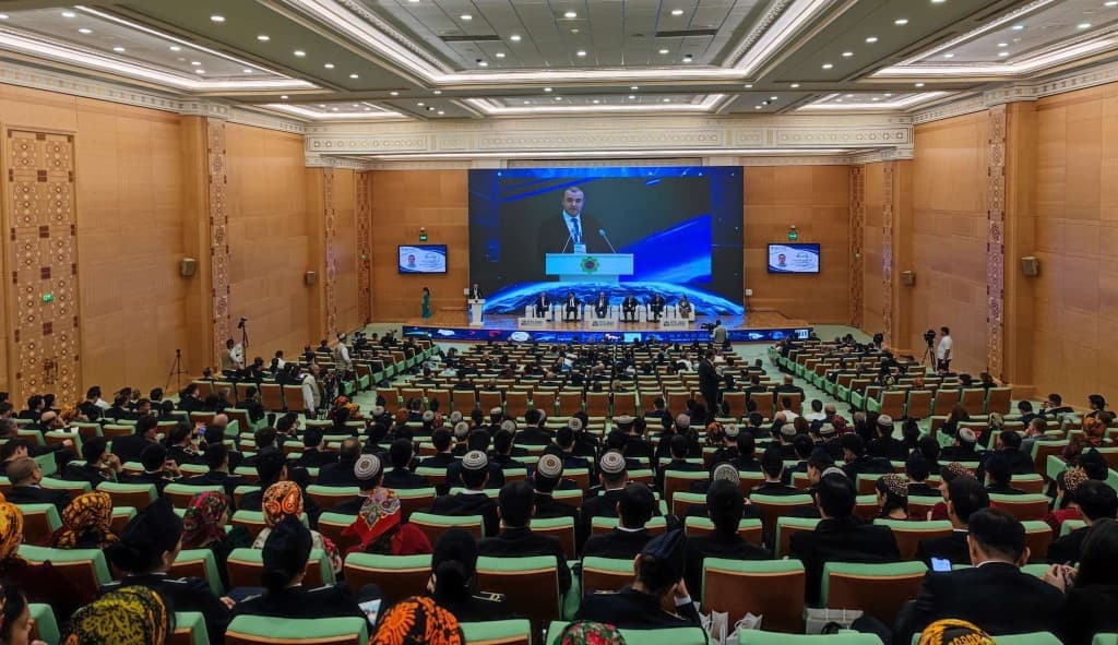 Корейская KOMEA намерена работать с Туркменистаном в сфере судостроения и реализации проектов