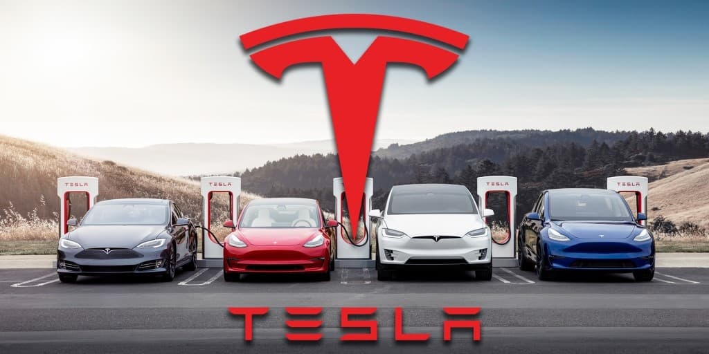 Tesla может начать производство почти полностью беспилотных автомобилей уже в этом году