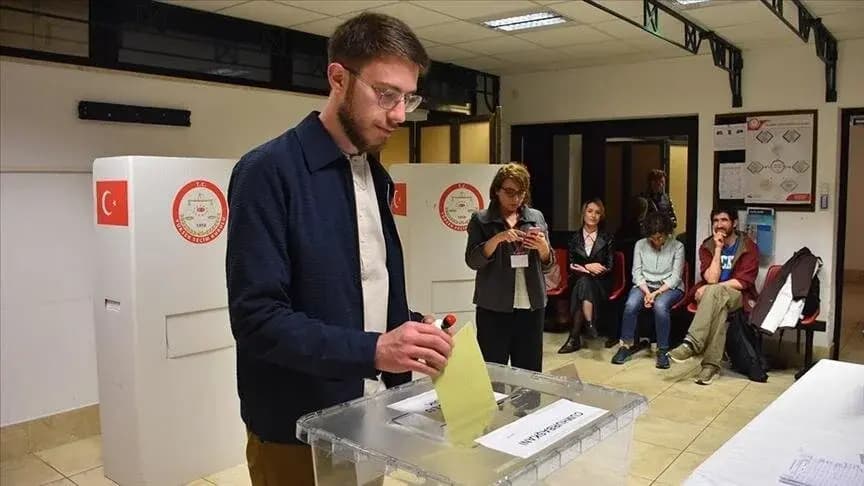 v-predstavitelstvah-turcii-za-rubezhom-zavershaetsya-golosovanie-na-vyborah-prezidenta
