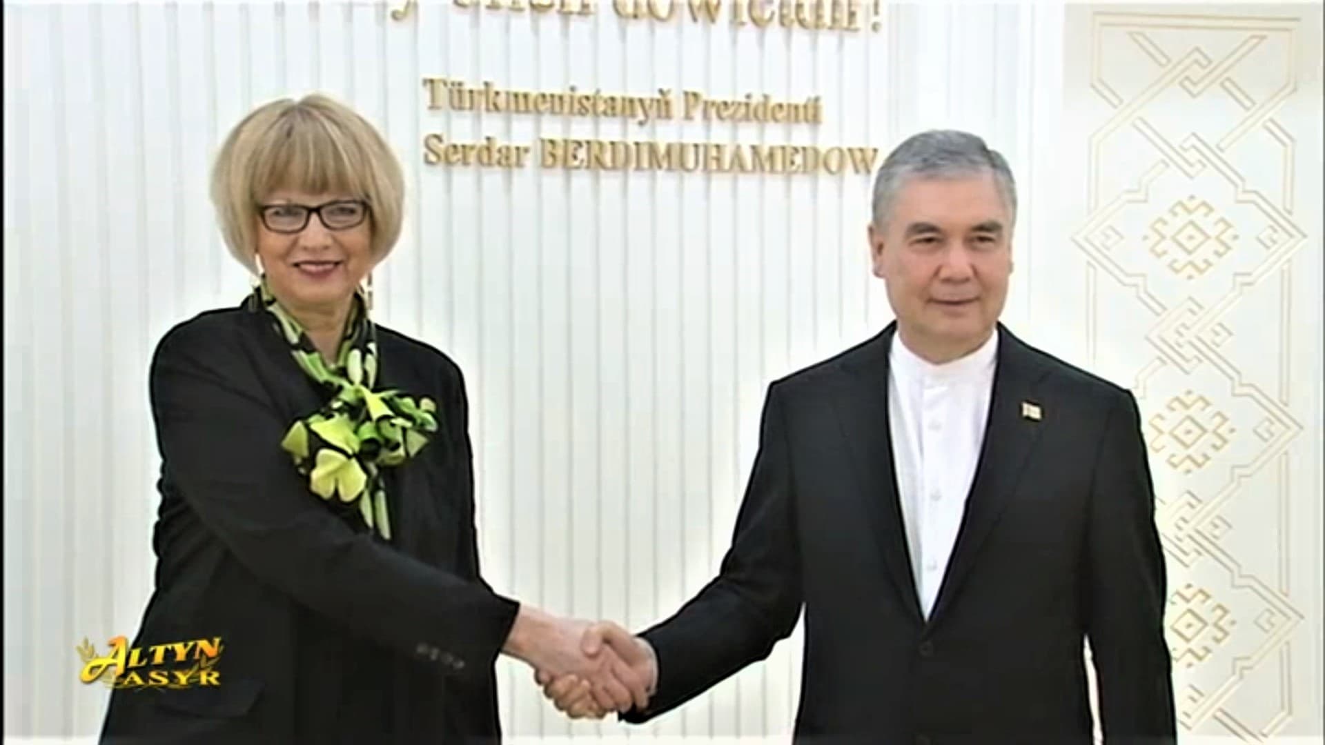helga-shmid-obse-zainteresovana-v-rasshirenii-dialoga-s-turkmenistanom