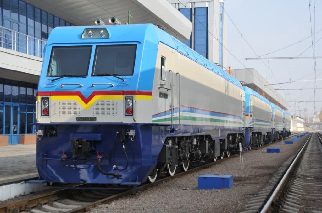 uzbekistan-zapustil-novyj-kontejnernyj-marshrut-iz-kitaya-cherez-turkmenistan