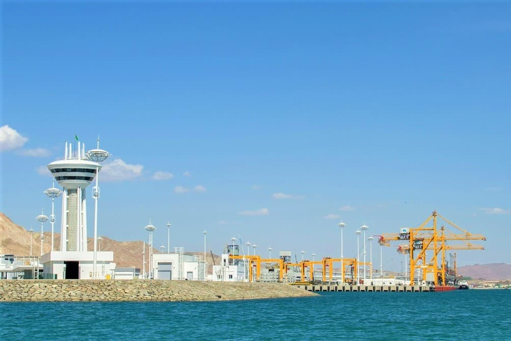 pervyj-gruzovoj-korabl-mezhdu-turkmenbashi-i-mahachkaloj-zapustyat-do-konca-2023-goda