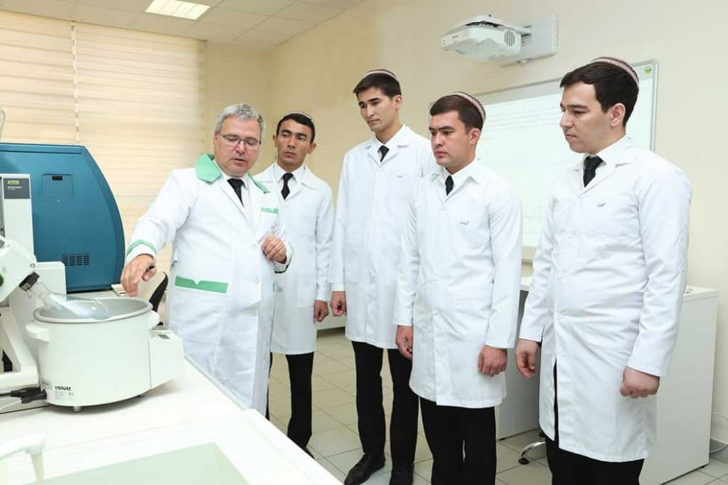 Slovak scientists held a series of lectures for students of TSU named after Magtymguly