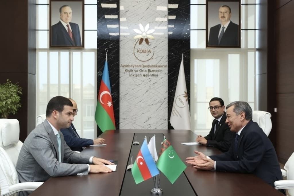 The head of the Turkmen diplomatic mission discussed the development of cooperation with Azerbaijan