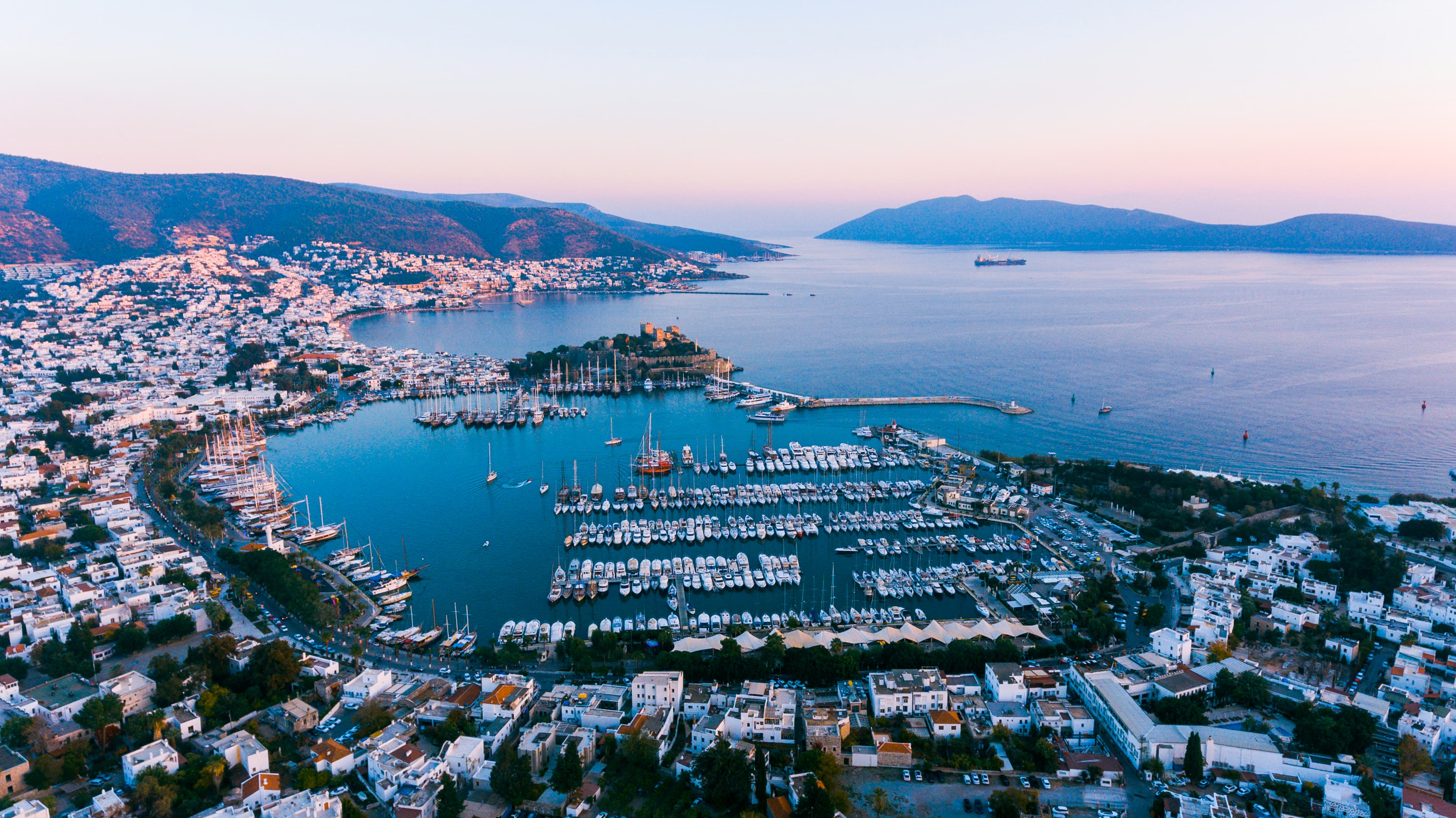 Izmir and Bodrum added to Turkish MICHELIN guide map