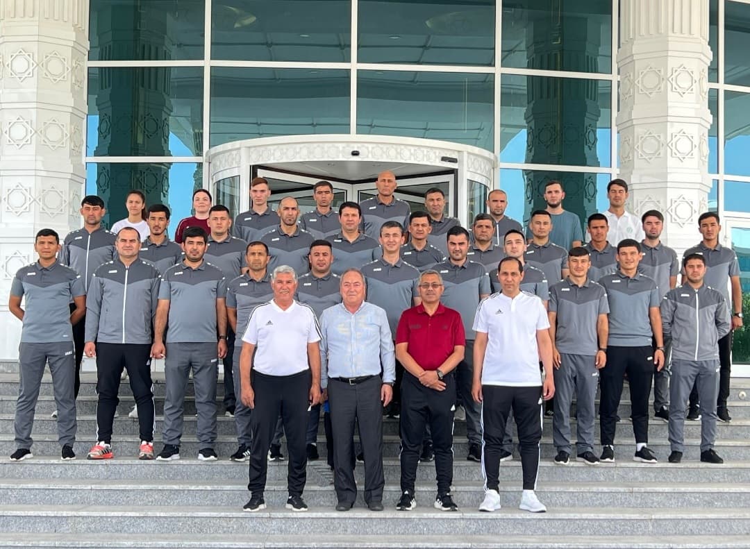 FIFA instructor conducts training seminars for Turkmen football referees