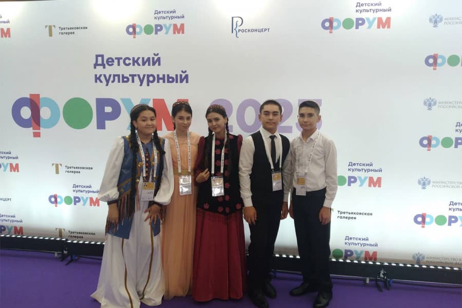 Юные таланты из Туркменистана участвуют в детском культурном фестивале в Москве