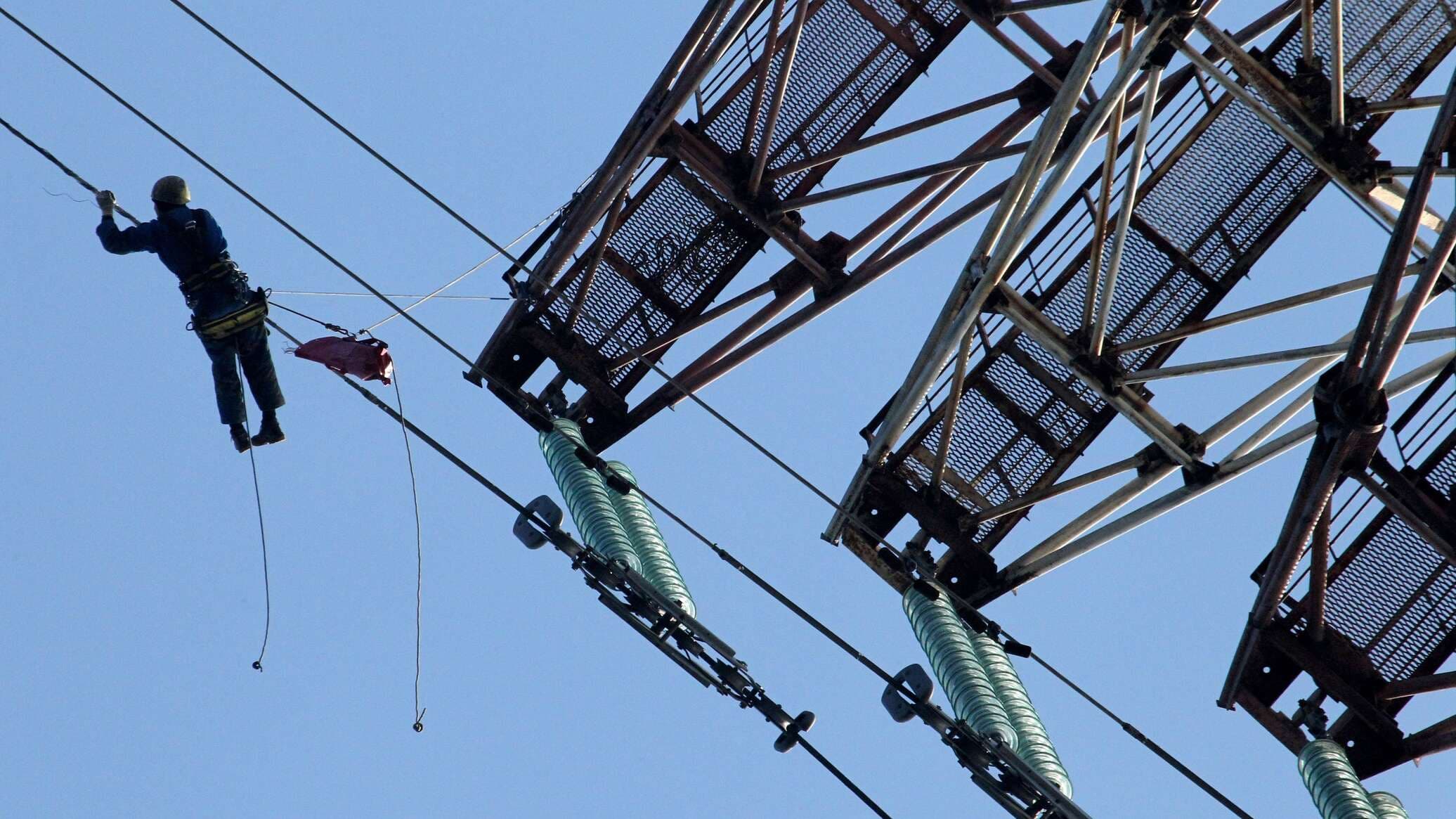 Afghanistan makes efforts to restart major energy transit projects