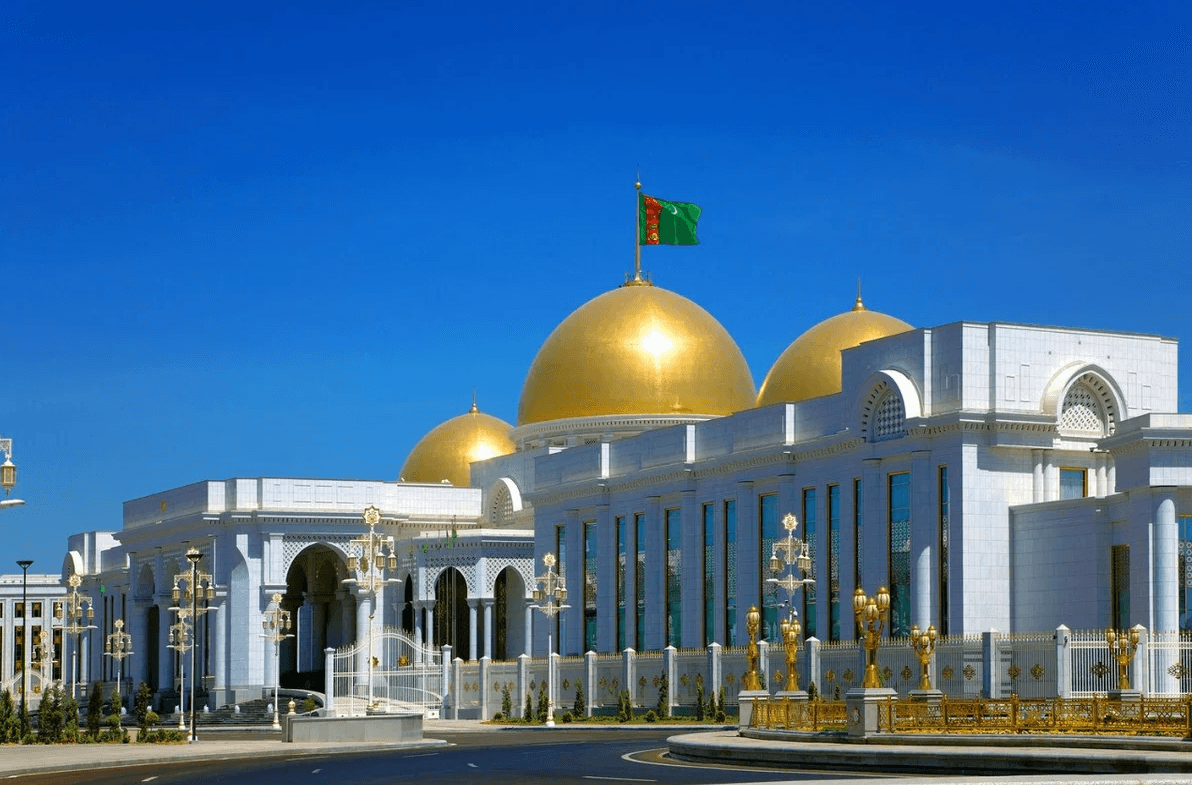 serdar-berdymuhamedov-poruchil-organizovat-kruglosutochnoe-dezhurstvo-vo-vseh-gosstrukturah