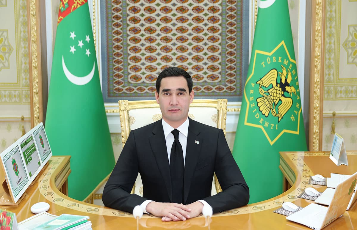 glava-turkmenistana-pozdravil-sootechestvennikov-s-dnem-nezavisimosti