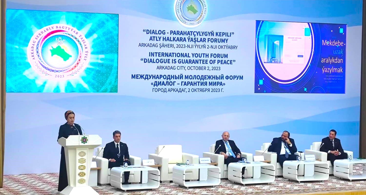 Arkadag şäherinde geçirilen halkara forumda Merkezi Aziýa ýurtlarynyň ýaşlarynyň arasynda dialog ýola goýuldy
