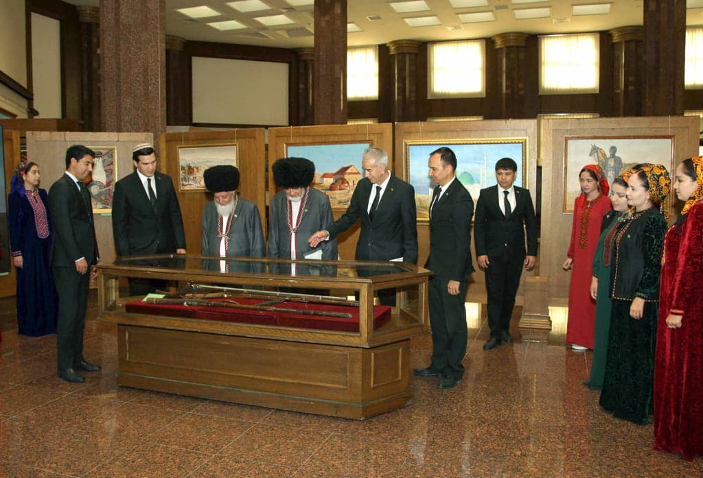 Ко Дню поминовения в Ашхабаде развернута выставка «Священная память»