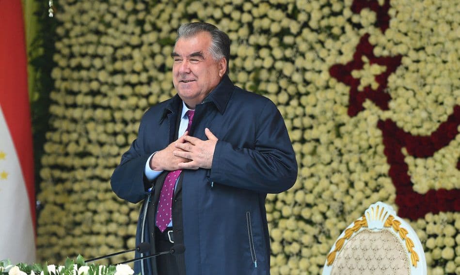 Türkmenistanyň Prezidenti we Halk Maslahatyň Başlygy Täjigistanyň Prezidentini gutladylar