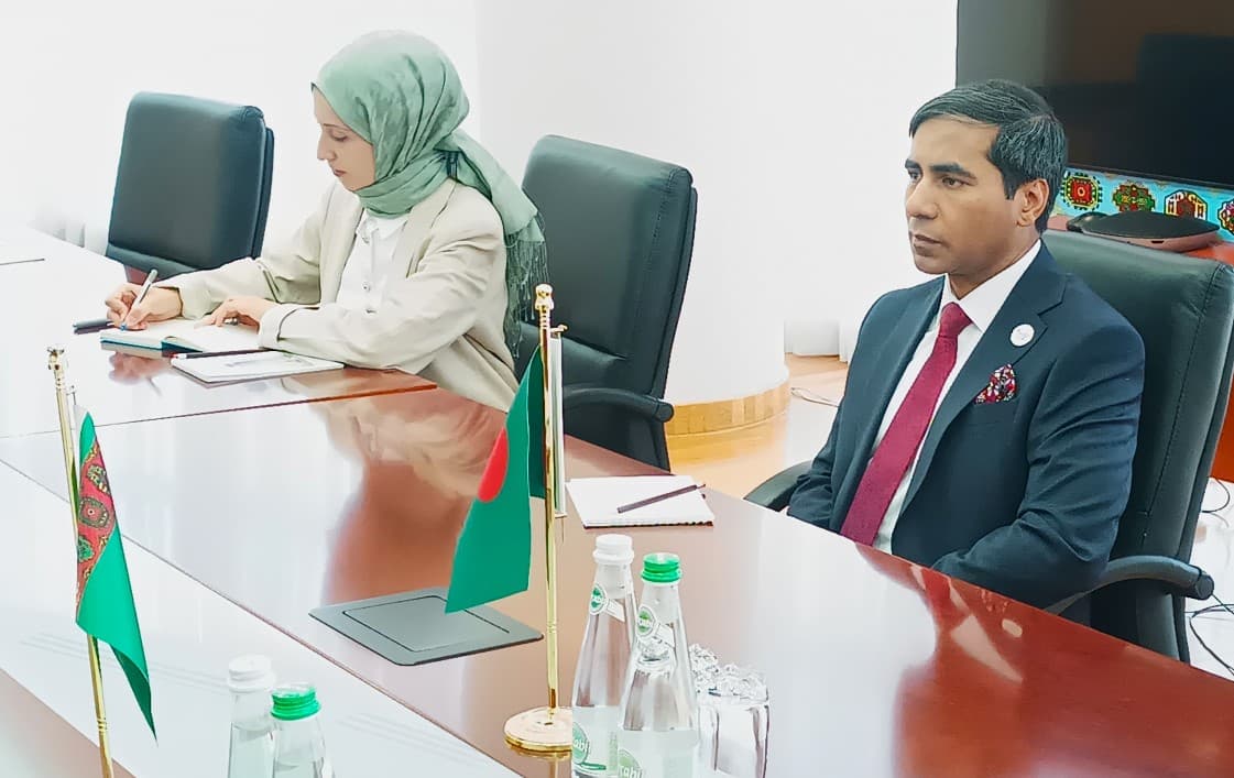Bangladeşiň täze bellenen ilçisi Türkmenistana geldi