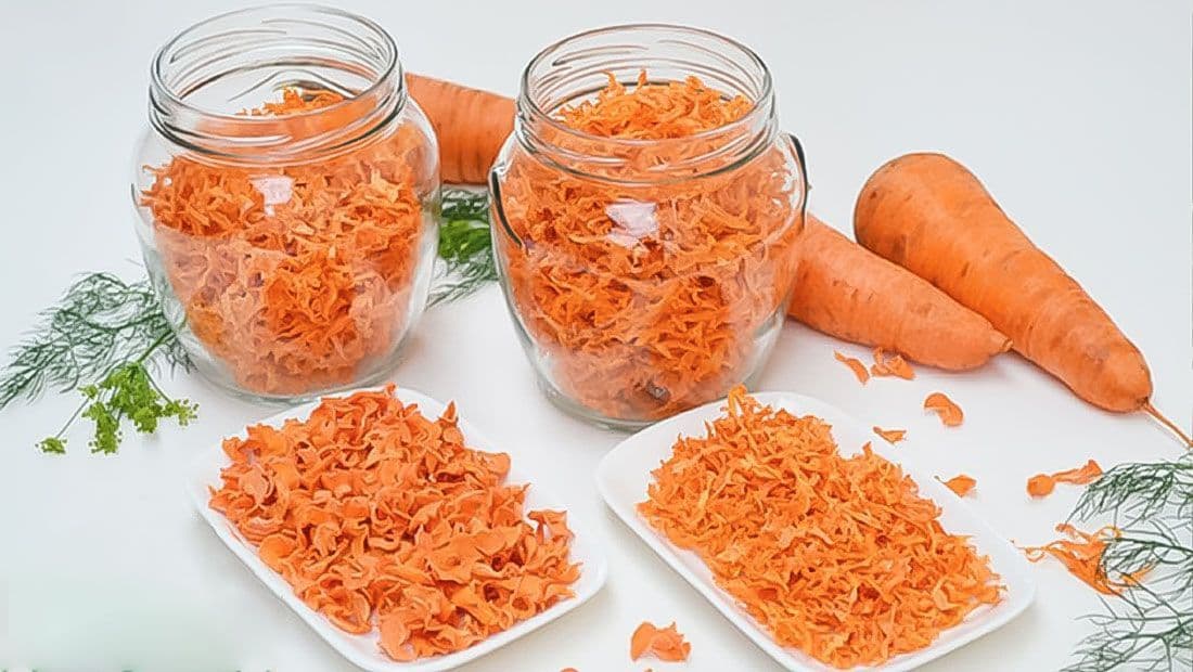 turkmenskij-biznesmen-predlagaet-potrebitelyam-sushenuyu-morkov