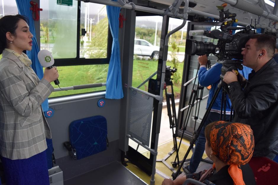 Türkmen teleýaýlymlarynyň işgärleri ekologiýa mowzugyny beýan etmek boýunça okuw geçdiler