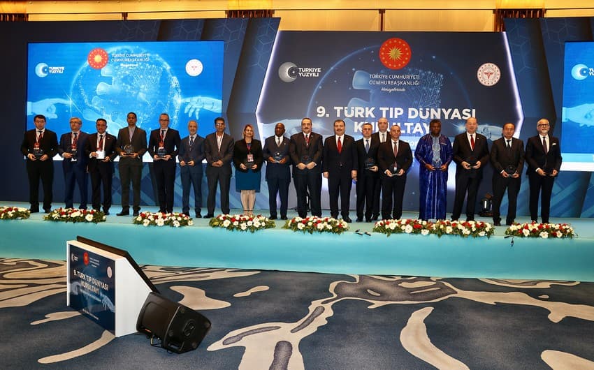 Türkmenistan Stambulda geçirilen Bütindünýä türk lukmançylyk kongresine gatnaşýar