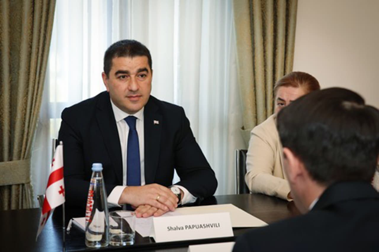 Türkmenistan bilen Gruziýanyň arasyndaky parlamentara hyzmatdaşlygynyň geljegi ara alnyp maslahatlaşyldy