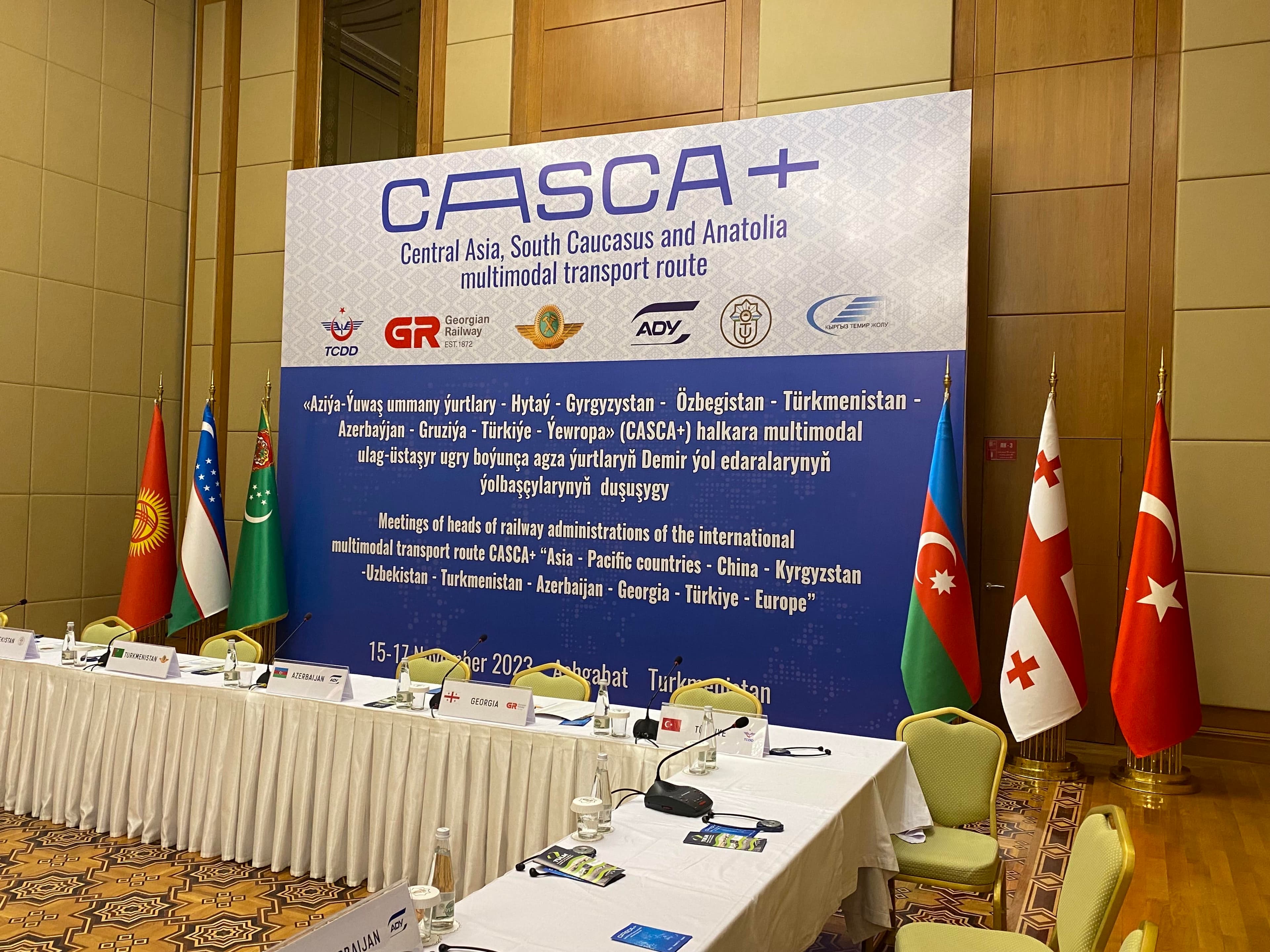 Aşgabatda CASCA+ ulag geçelgesi boýunça agza ýurtlaryň demirýol edaralarynyň ýolbaşçylarynyň mejlisi geçýär