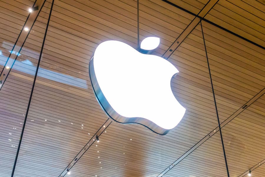 “MacBook” indi mobil aragatnaşygyny hem goldar
