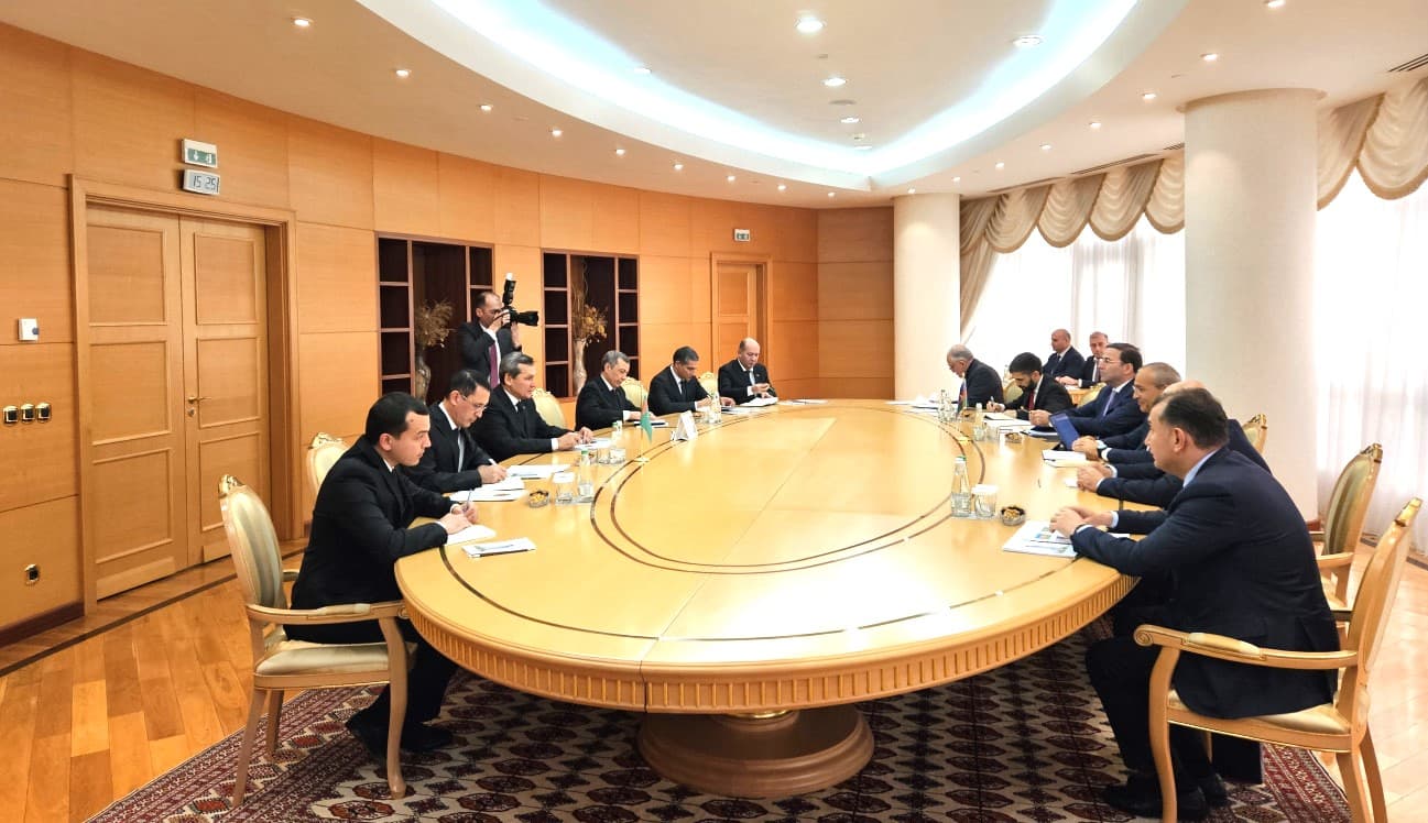 obsuzhdeny-vozmozhnosti-postavok-turkmenskoj-elektroenergii-v-azerbajdzhan