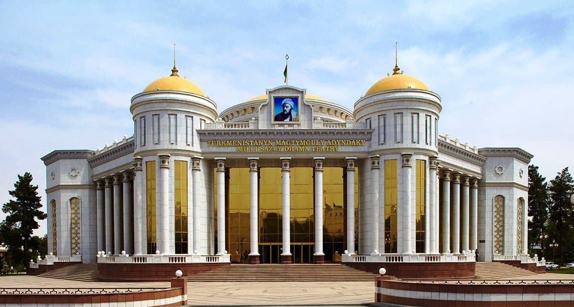 anons-kulturnyh-sobytij-na-konec-nedeli-koncerty-repertuary-teatrov-afisha-kinoteatra