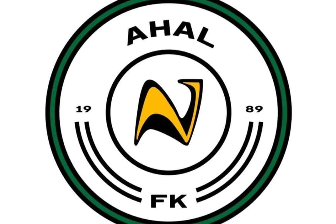 “Ahal” futbol toparynyň nyşany üýtgedildi