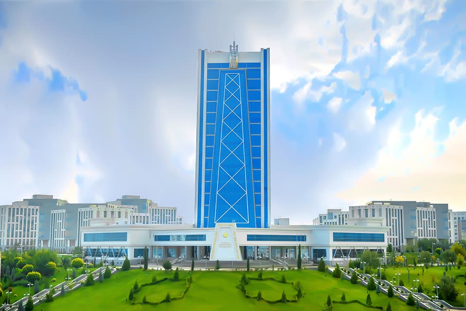 mezhdunarodnyj-universitet-nefti-i-gaza-imeni-yagshygeldi-kakaeva-priglashaet-na-ii-otkrytuyu-mezhdunarodnuyu-olimpiadu-po-informatike