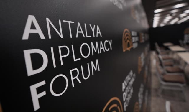 predsedatel-halk-maslahaty-turkmenistana-vstretilsya-s-rukovodstvom-tureckih-kompanij