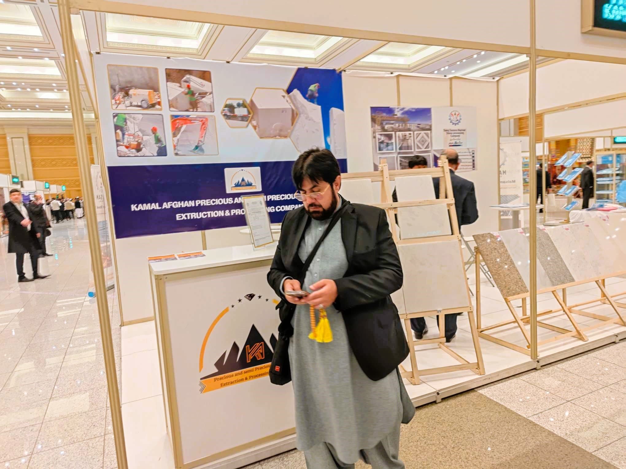 vystavka-v-tppt-chto-privezli-afganskie-proizvoditeli-v-ashhabad