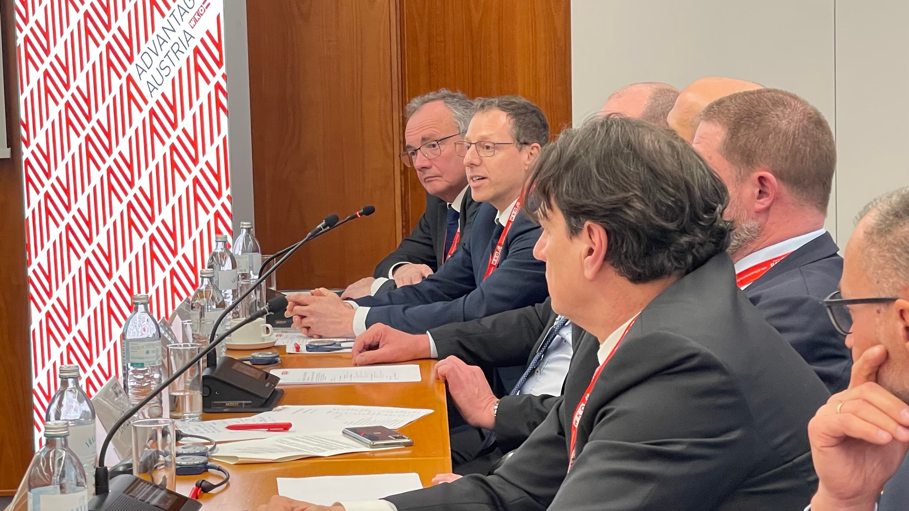 turkmenistan-zainteresovan-v-izuchenii-opyta-vodorodnoj-energetiki-avstrii