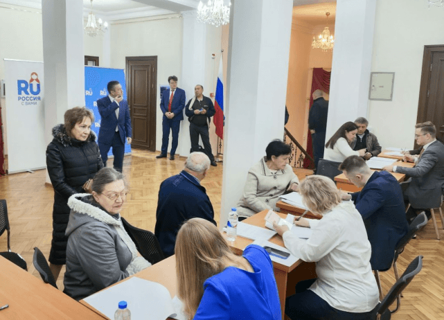 В Туркменистане на выборах президента РФ проголосовали 2750 человек