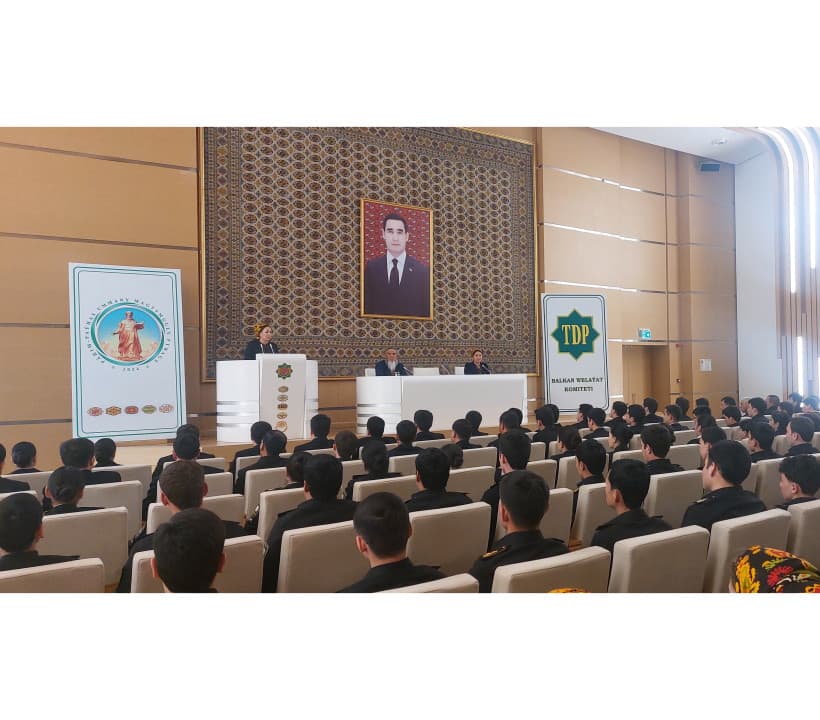 agentstvo-turkmendenizderyayollary-provelo-meropriyatie-posvyashchennoe-zhizni-i-tvorchestvu-mahtumkuli