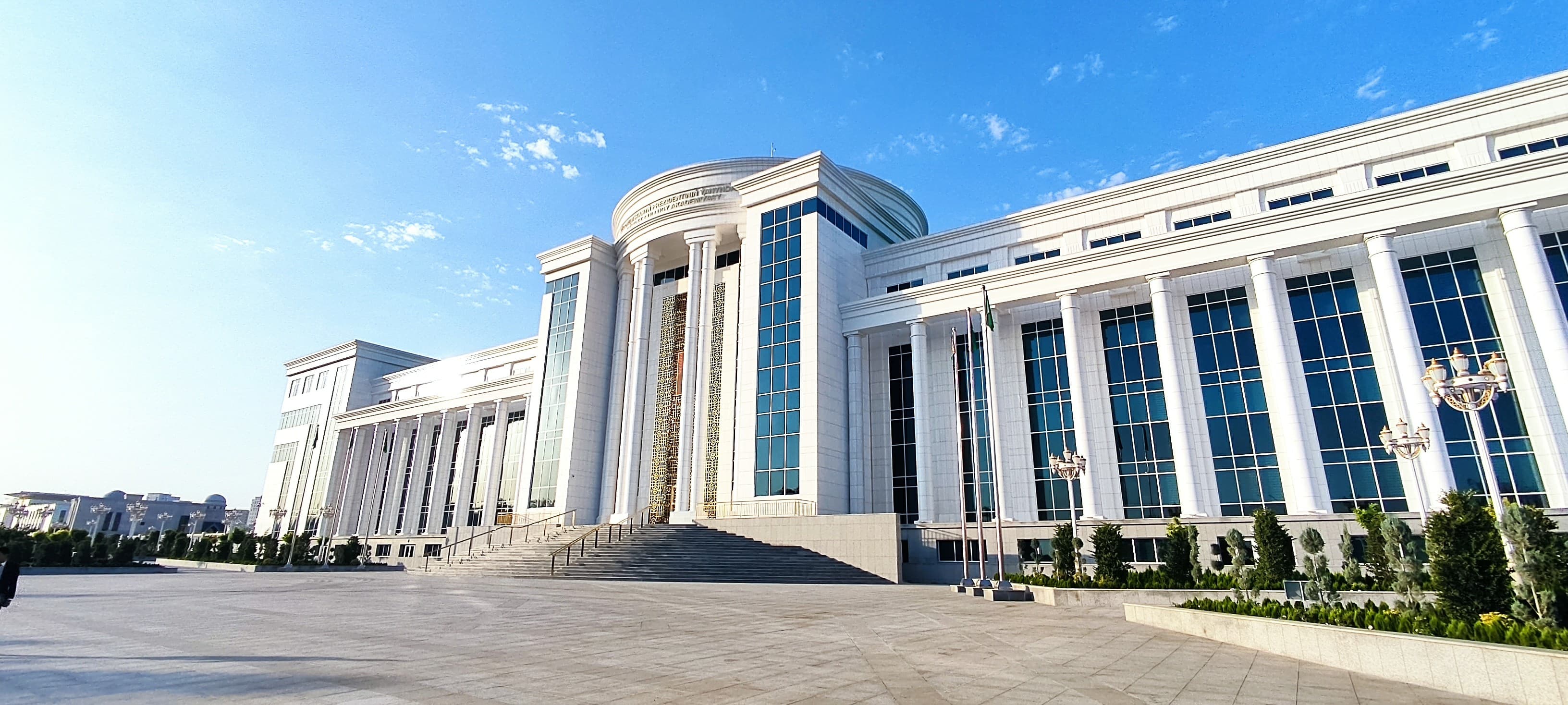 Слушатели Академии госслужбы Туркменистана пройдут краткосрочный курс по госуправлению в Китае