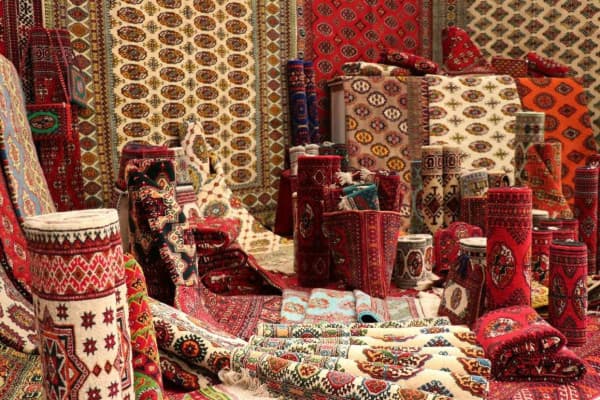 torgi-na-gtsbt:realizovana-produkciya-neftehimicheskoj-otrasli-i-legkoj-promyshlennosti