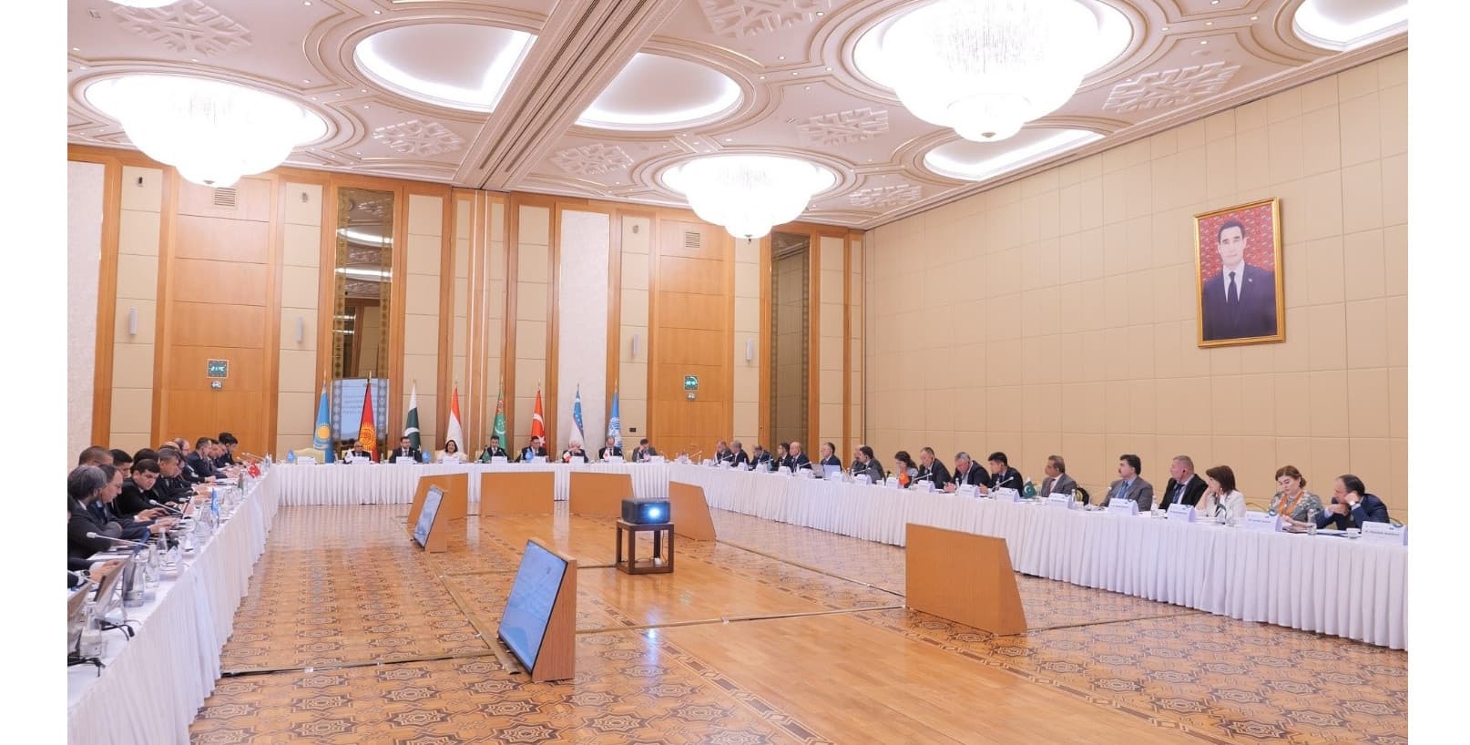 v-ashhabade-proshla-ezhegodnaya-mezhregionalnaya-vstrecha-glav-tamozhennyh-sluzhb-v-ramkah-iniciativy-unp-oon