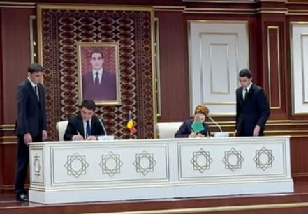 turkmenistan-podpisal-ryad-soglashenij-s-zarubezhnymi-partnerami-v-sfere-obrazovaniya