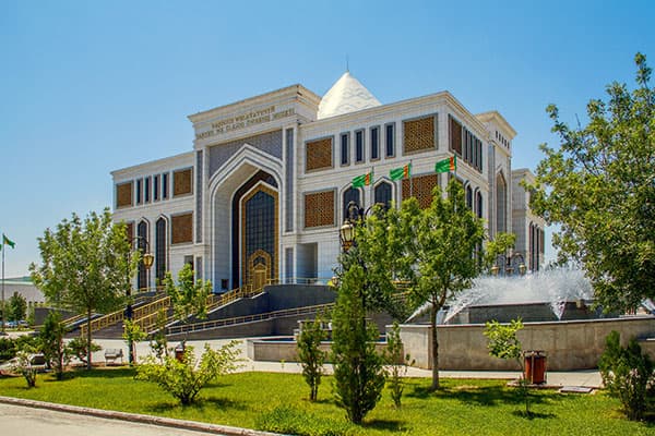 foreign-tourist-visits-dashoguz-regional-museum-increase