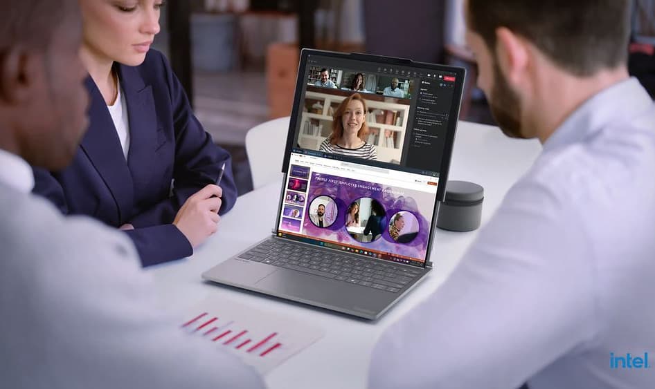 lenovo-predstavila-pervyj-noutbuk-s-vydvizhnym-ekranom