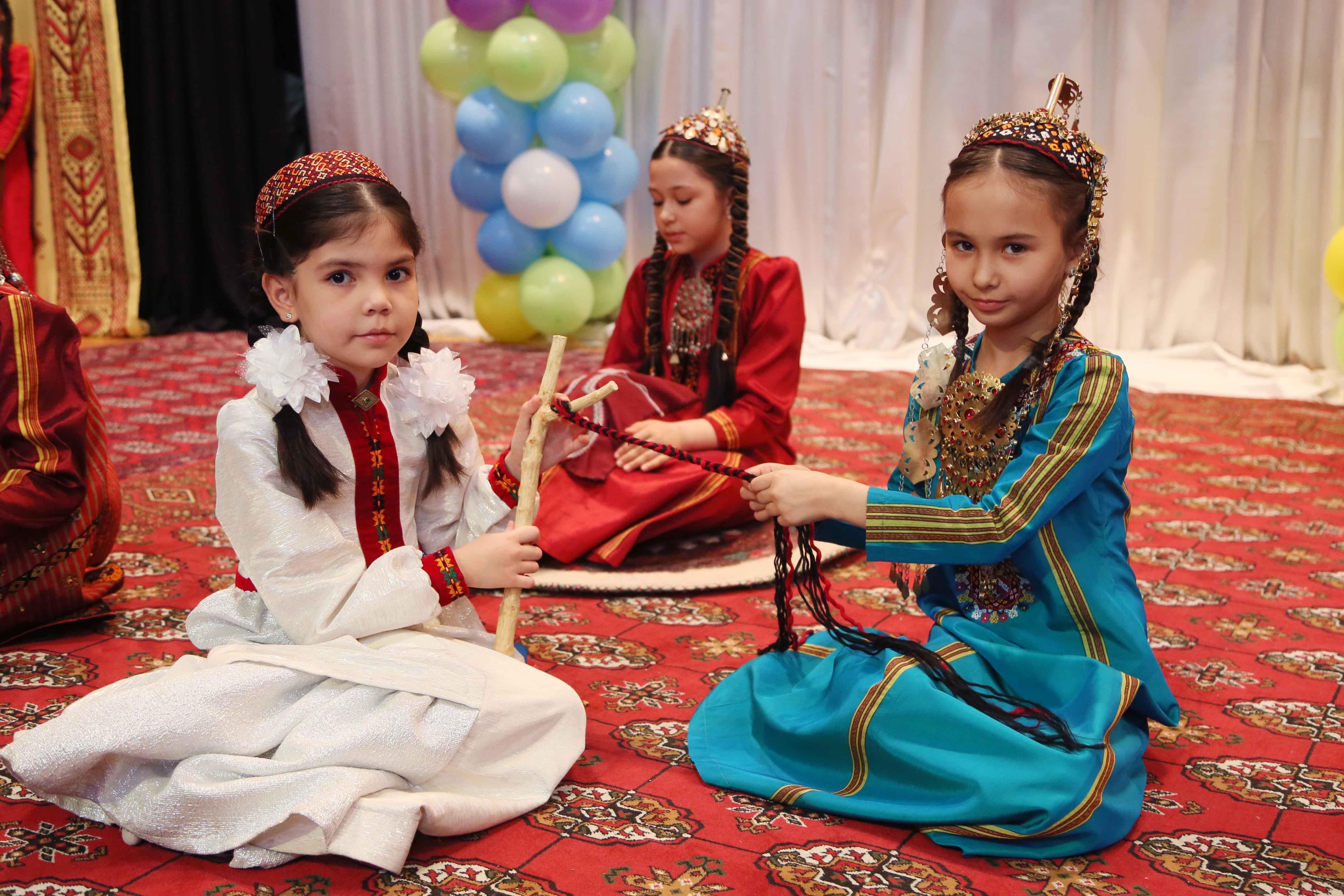 samuyu-ocharovatelnuyu-devochku-vyberut-v-turkmenistane