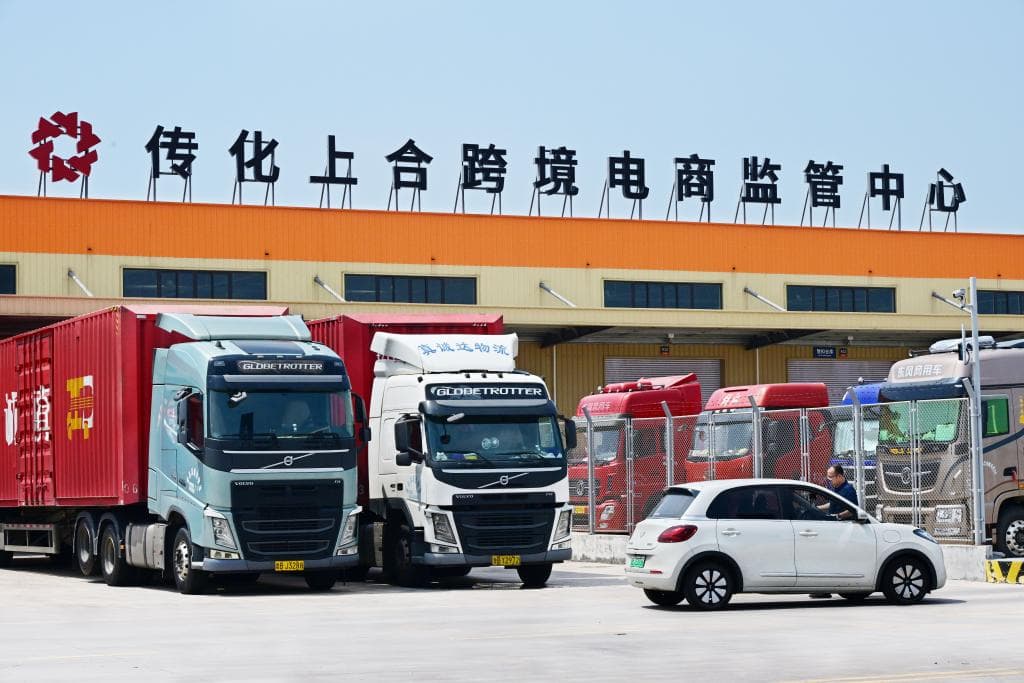 za-2024-god-kolichestvo-otpravlenij-gruzovyh-avtomobilej-s-primeneniem-tir-iz-demonstracionnoj-zony-kitaj-shos-dostiglo-283