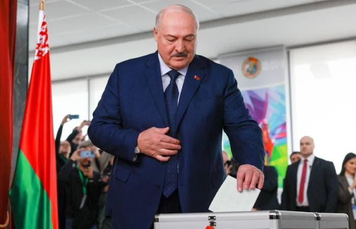 aleksandr-lukashenko-pobezhdaet-na-vyborah-prezidenta-belarusi-soglasno-itogam-ekzitpola