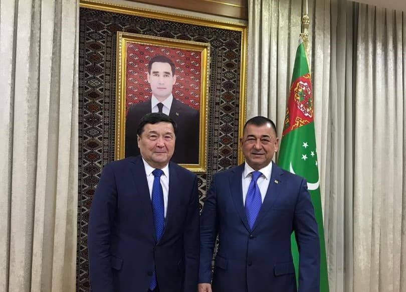 gyrgyz-isewurligi-tstb-nin-sergisine-we-asgabatdaky-halkara-maya-goyum-forumyna-cagyryldy