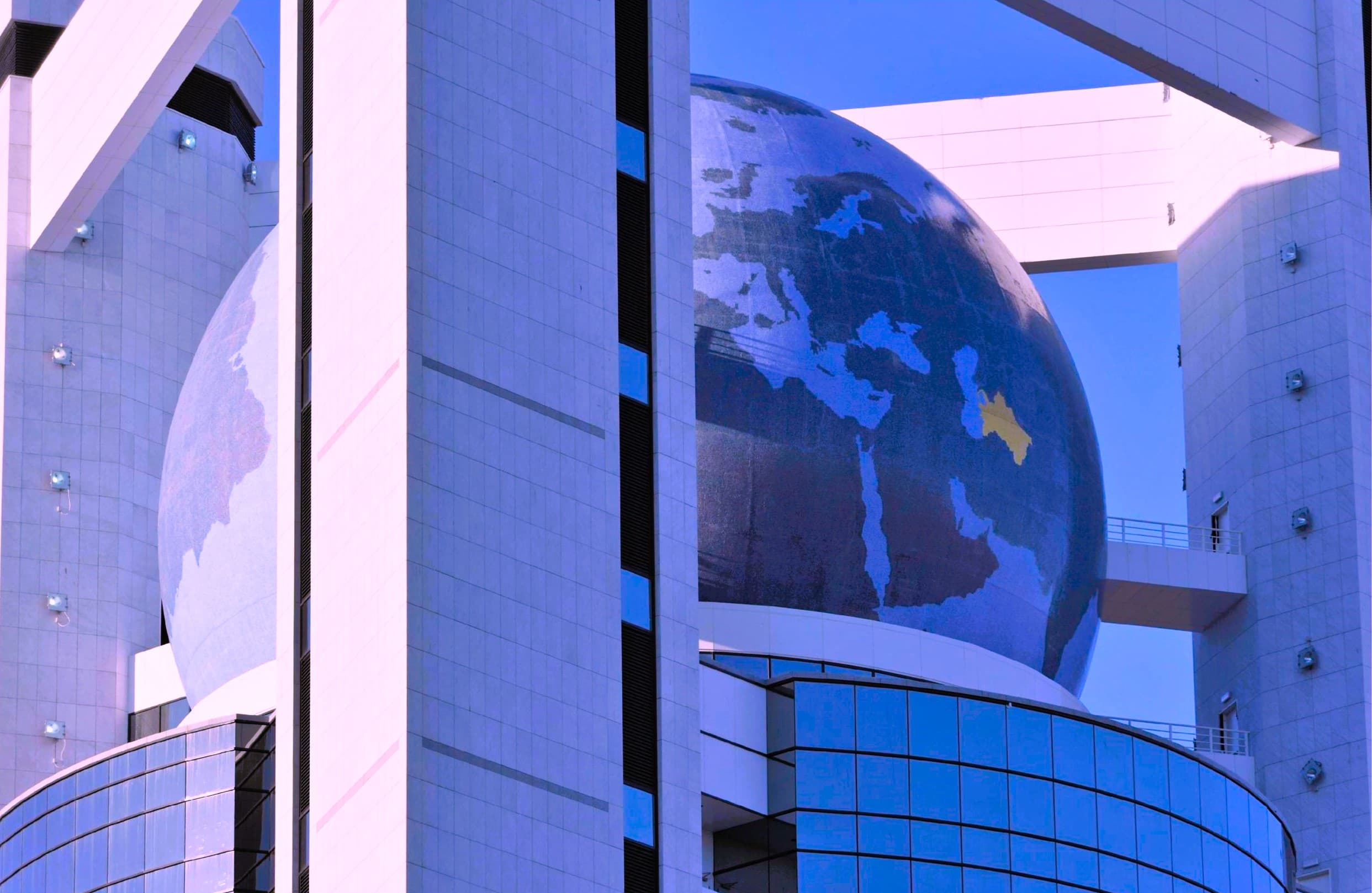 prezident-turkmenistana-pozdravil-diplomatov-s-professionalnym-prazdnikom