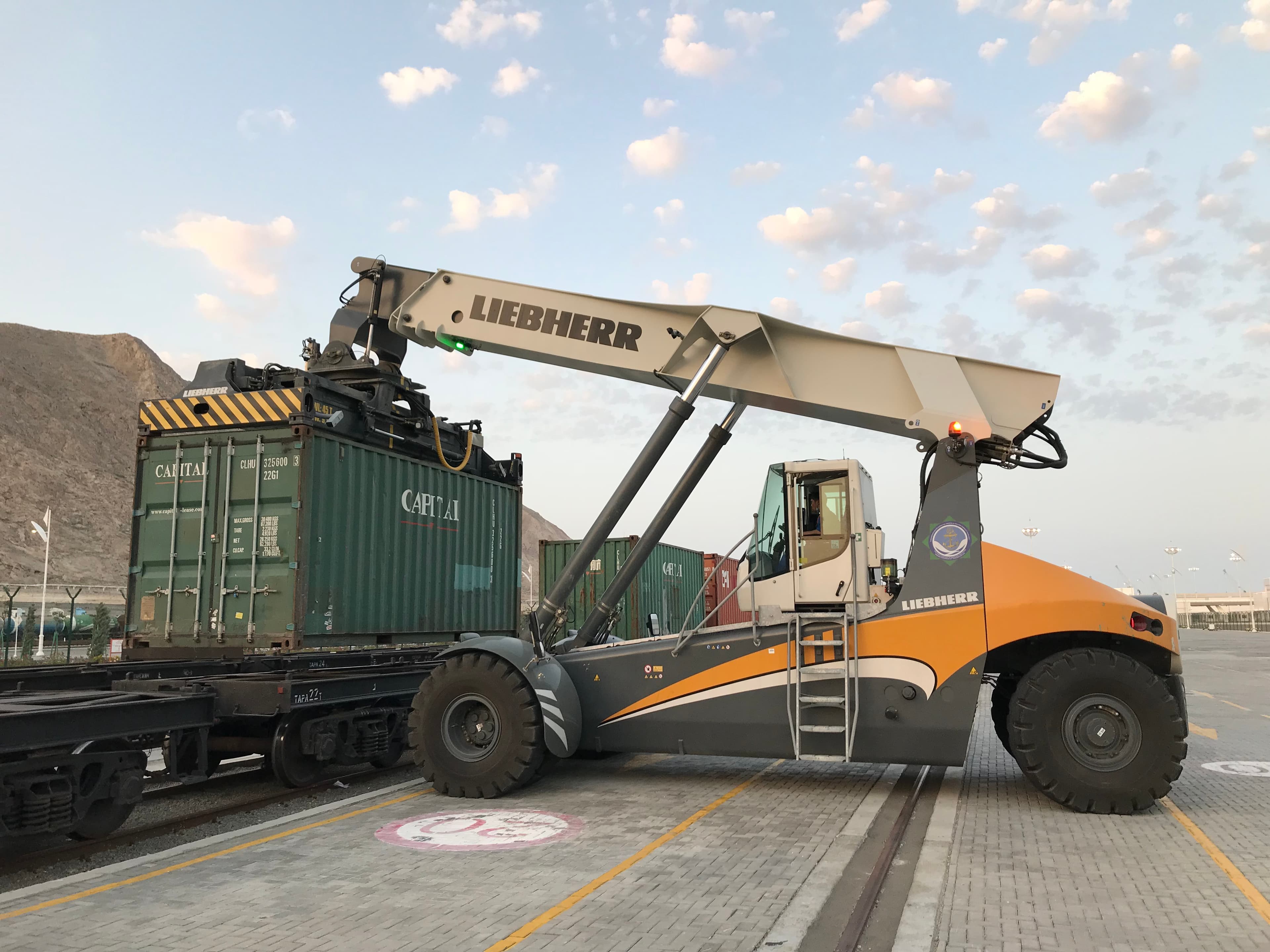 tulm-carries-out-bilateral-container-rail-transportation-within-framework-casca-multimodal-transport-corridor