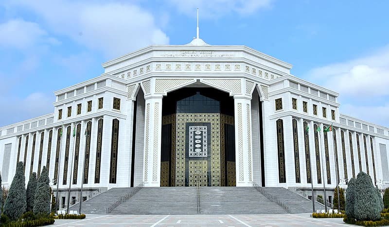Türkmen döwlet ykdysadyýet we dolandyryş instituty Açyk gapylar gününi geçirer